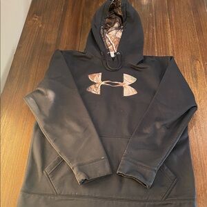 Men’s under Armour hoodie, large black with brown and tan logo